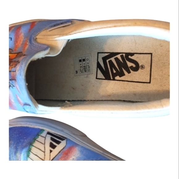 Vans  Mickey Mouse And Magic Kingdom Hand Painted - Picture 5 of 15